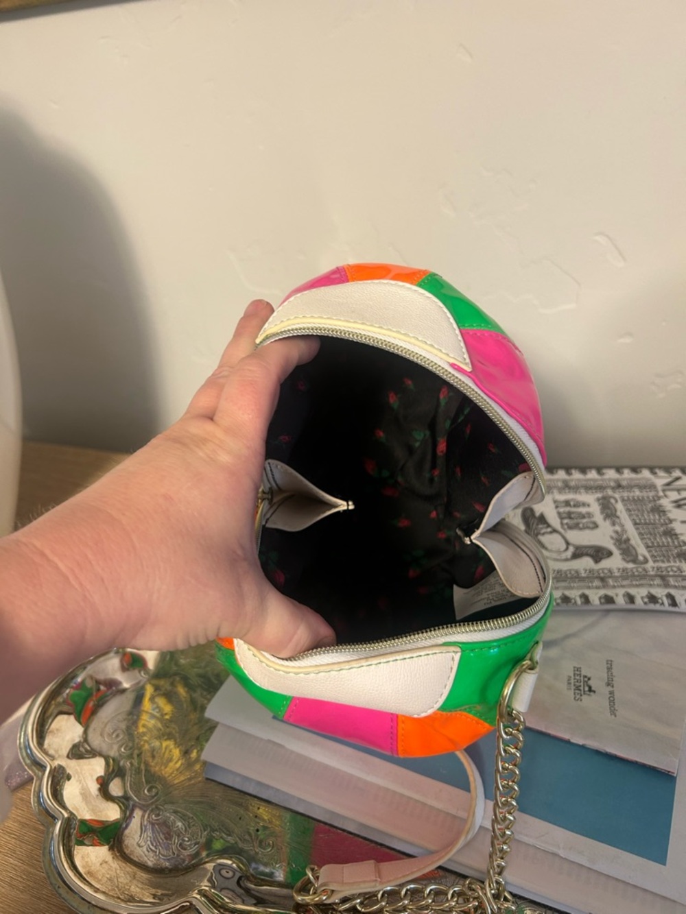 Betsey Johnson Novelty Beach ball purse in pink orange and green. - Picture 8 of 9